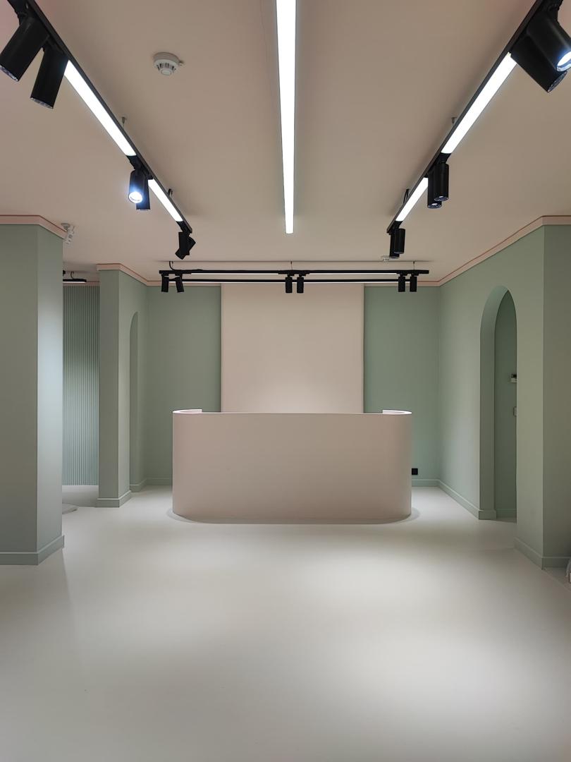 چراغ خطی روکار و چراغ ریلی - نمونه اجرا