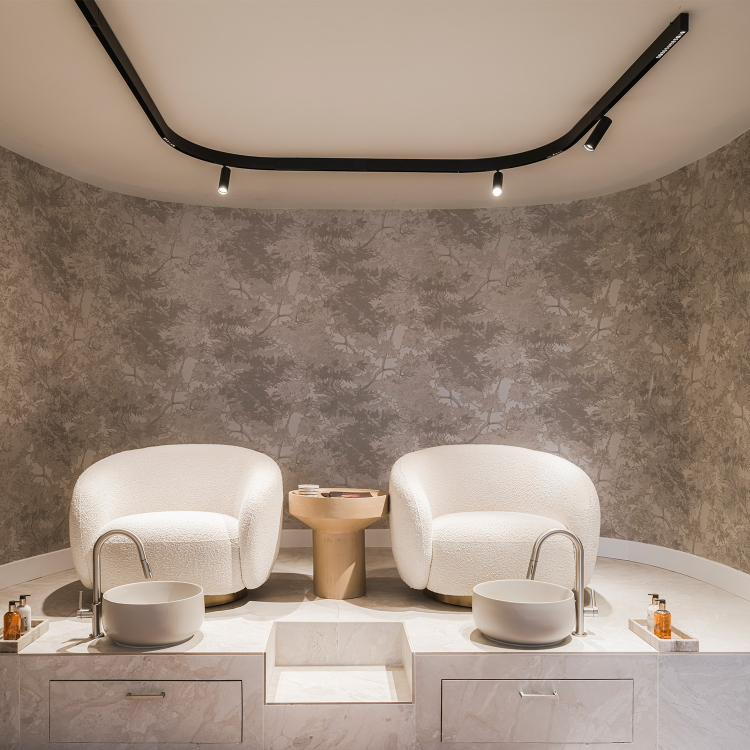 فضای چراغ مگنتی